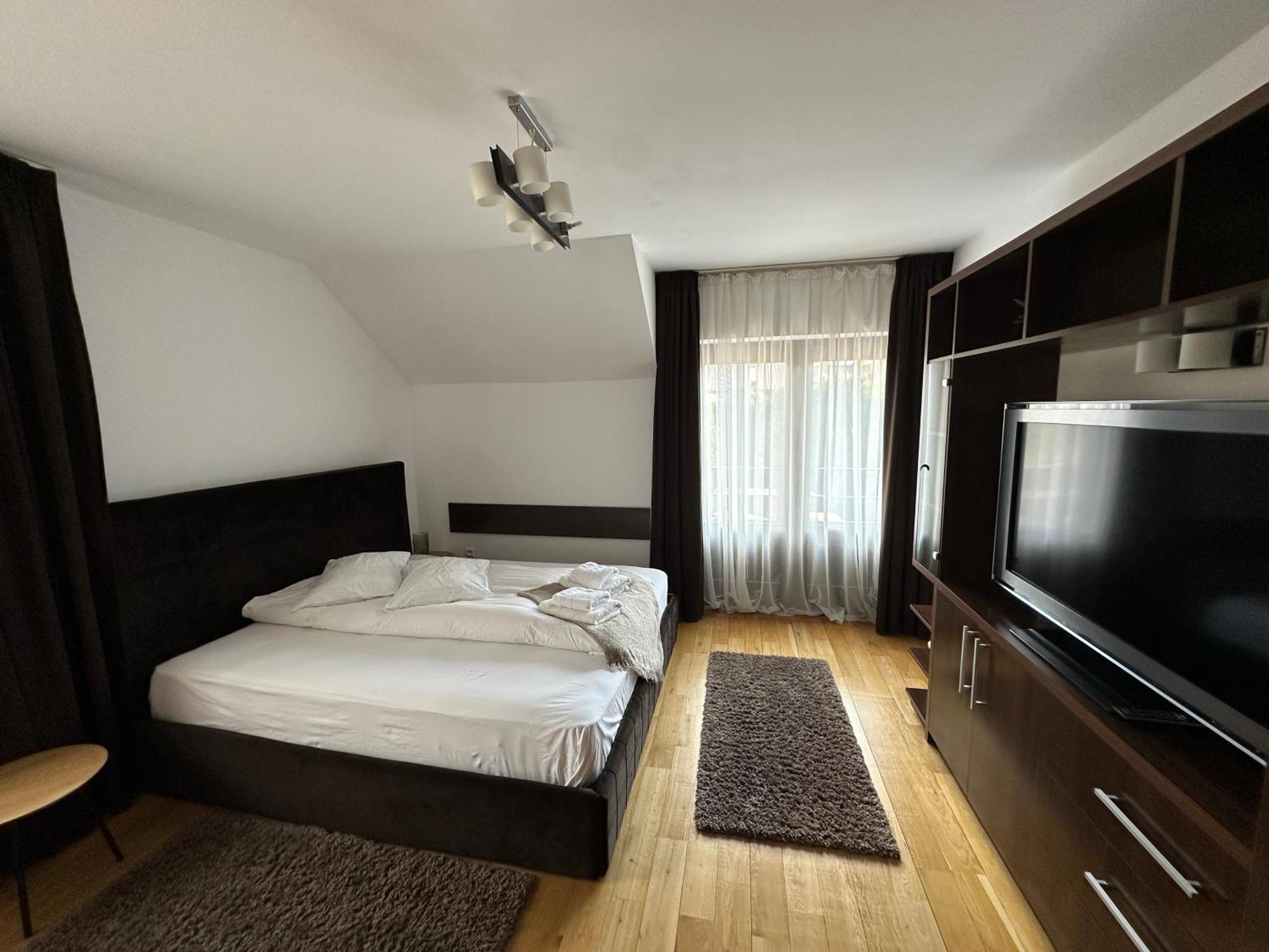 Jack Residence Buşteni Esterno foto