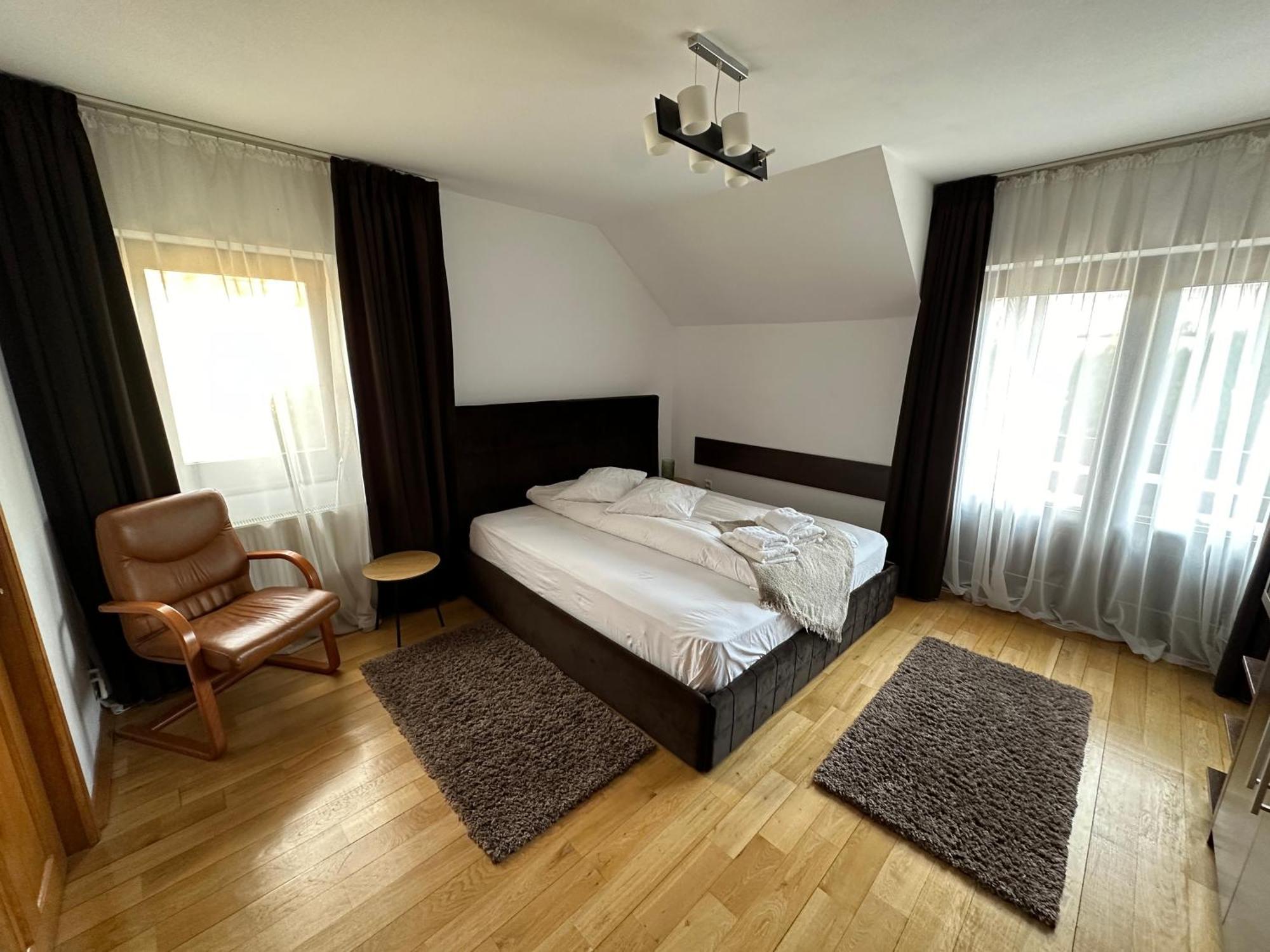 Jack Residence Buşteni Esterno foto
